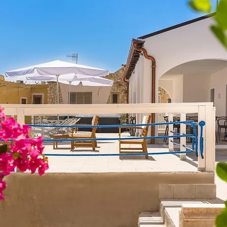 Dipintodiblu Charming House فندق مبيت وإفطار