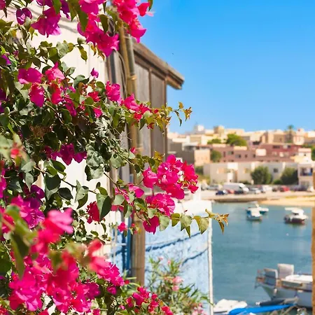 Dipintodiblu Charming House 4*