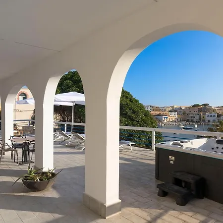 Dipintodiblu Charming House 4* Λαμπεντούζα