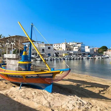 Dipintodiblu Charming House 4*