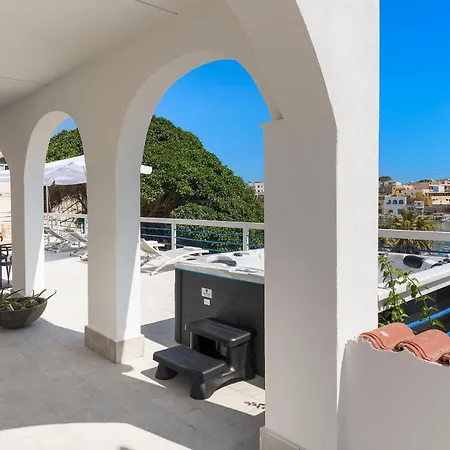 Dipintodiblu Charming House Bed and Breakfast Λαμπεντούζα