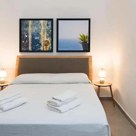 Dipintodiblu Charming House Bed and Breakfast 4*