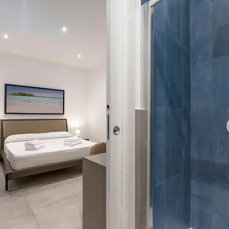 Dipintodiblu Charming House Bed and Breakfast 4*