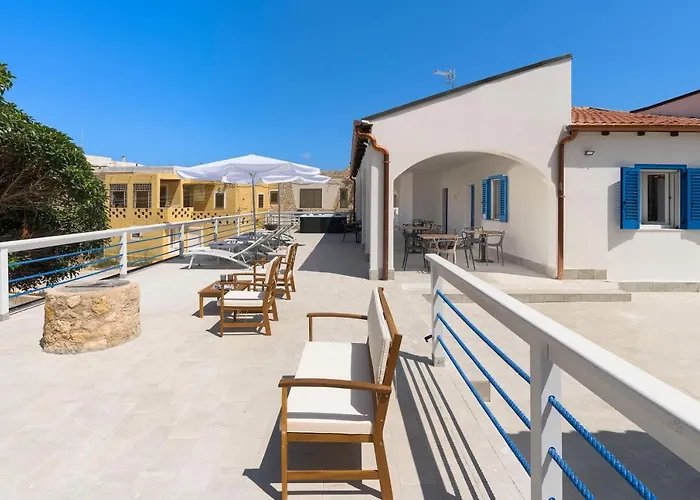 Dipintodiblu Charming House למפדוזה