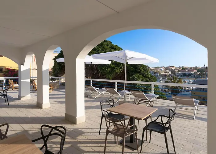 Dipintodiblu Charming House לינה וארוחת בוקר