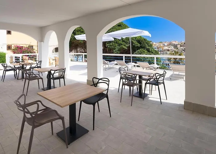 Dipintodiblu Charming House לינה וארוחת בוקר 4*