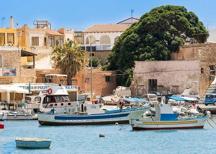 Dipintodiblu Charming House למפדוזה