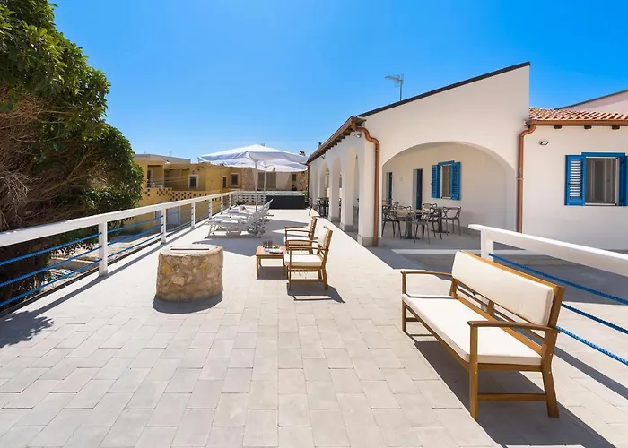 Dipintodiblu Charming House למפדוזה