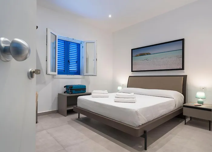 Dipintodiblu Charming House לינה וארוחת בוקר 4*