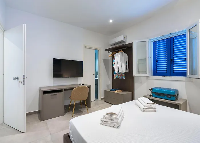 לינה וארוחת בוקר Dipintodiblu Charming House