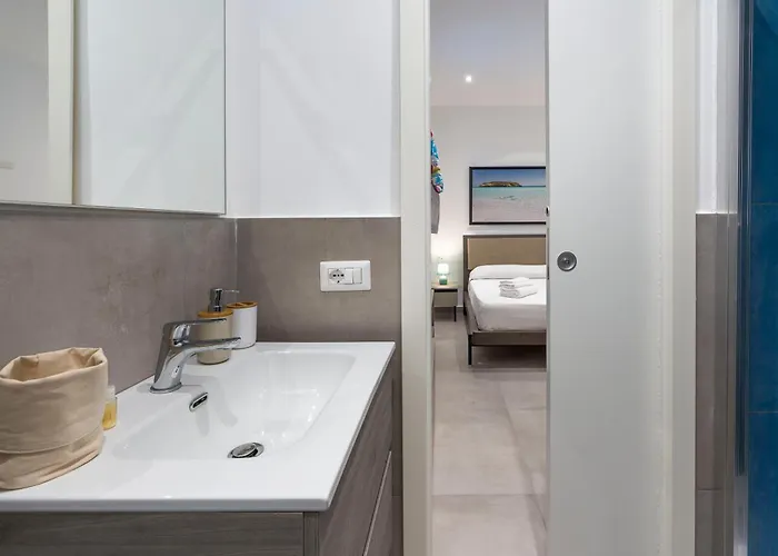 Dipintodiblu Charming House לינה וארוחת בוקר 4*