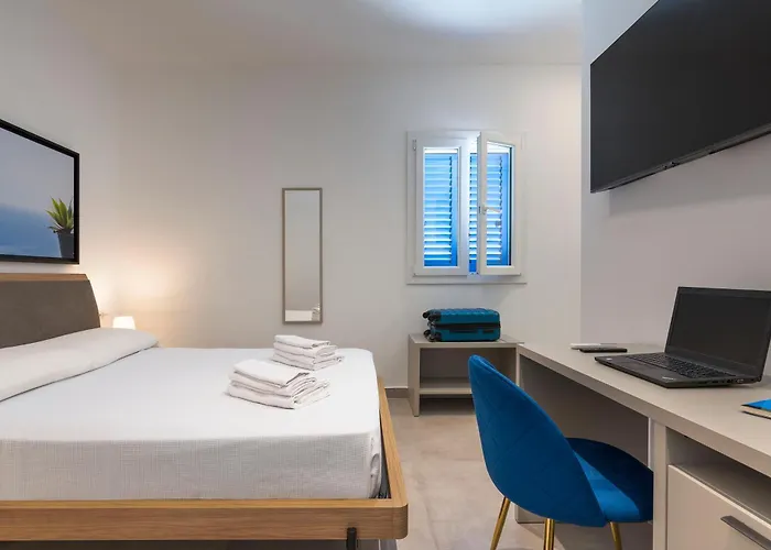 לינה וארוחת בוקר Dipintodiblu Charming House למפדוזה