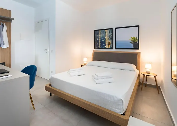 לינה וארוחת בוקר Dipintodiblu Charming House