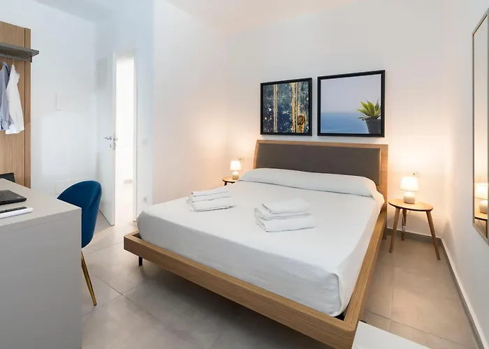 Dipintodiblu Charming House לינה וארוחת בוקר 4*