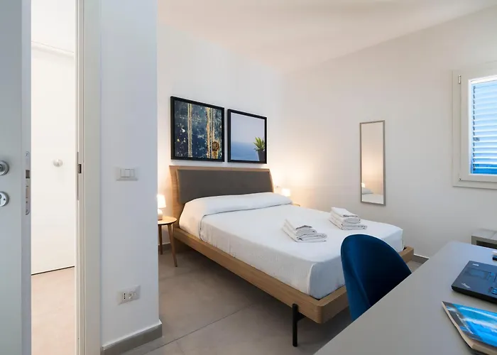 Dipintodiblu Charming House לינה וארוחת בוקר